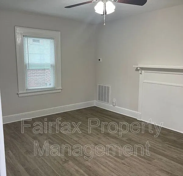 1212 N Miami Blvd — Photo 4