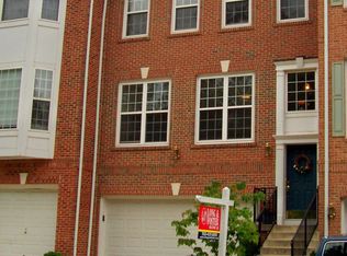 22742 Lamoreaux Landing Sq, Ashburn, VA 20148