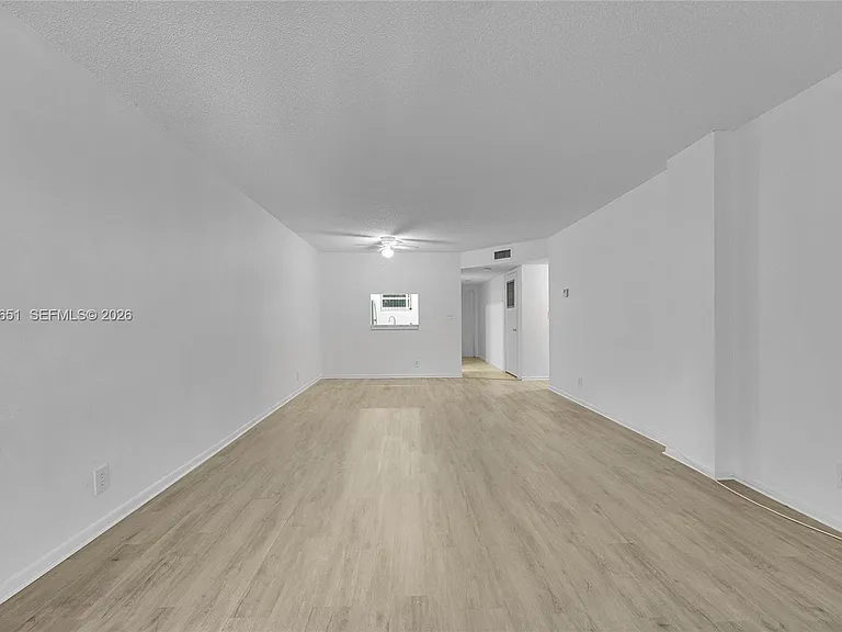 1200 NW 87th Ave #410 — Photo 9