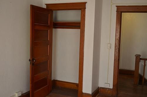5th image of 185 W Spotswood Ave #A