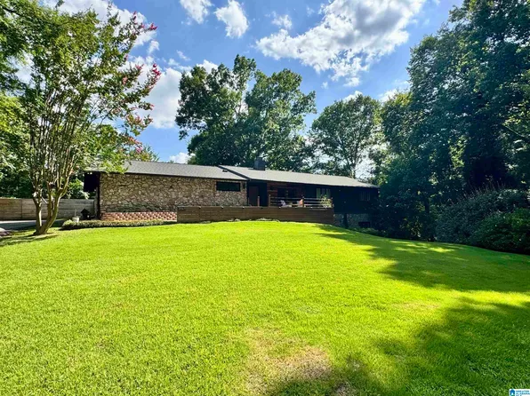 3848 River View Dr, Birmingham, AL 35243