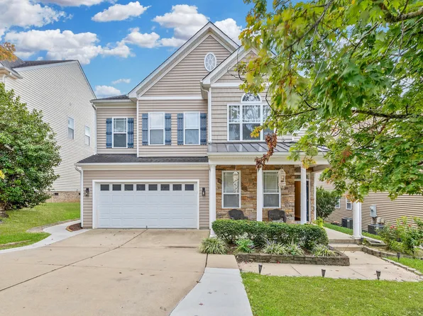 3210 Groveshire Dr, Raleigh, NC 27616