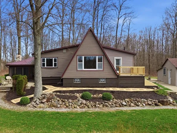 190 County Road 800, Polk, OH 44866