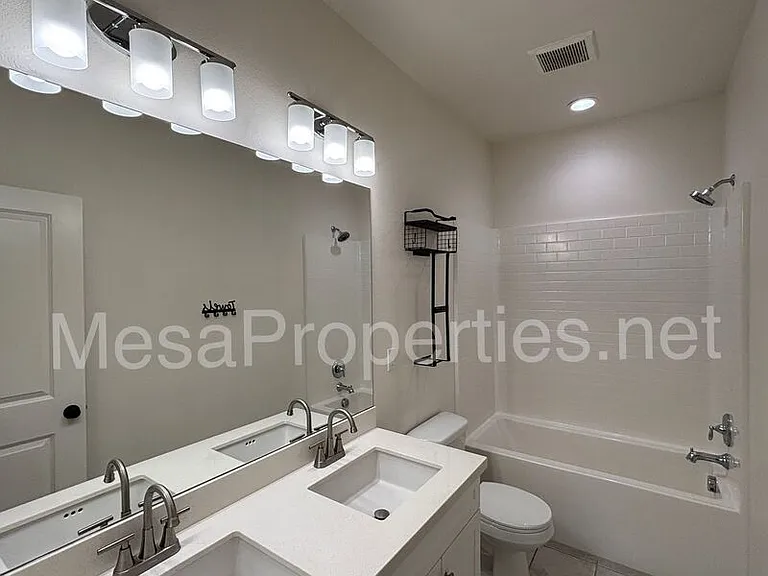 998 Rodeo Rd — Photo 15