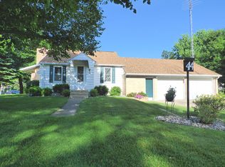 414 5th St SW, Little Falls, MN 56345