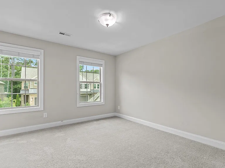 814 Rymark Ct — Photo 17