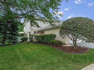 7701 W 158th Ct, Orland Park, IL 60462