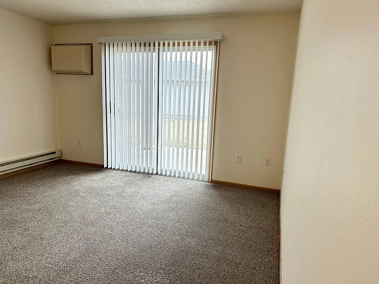 Pointe West I — Photo 4