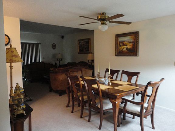4th image of 631 Talcottville Rd Unit 19