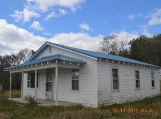 135 Robin Ln, Bean Station, TN 37708