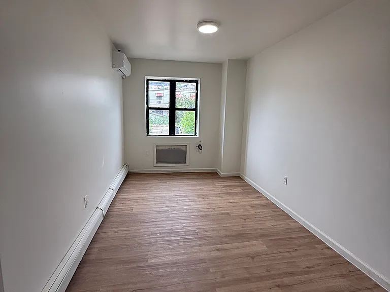 1664 Prospect Pl #1 — Photo 7