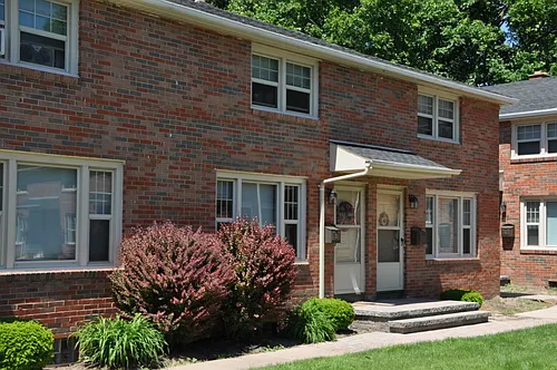 1600 Monroe Ave Photo 1