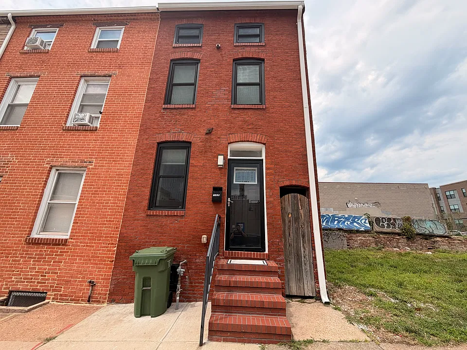 1310 Gough St