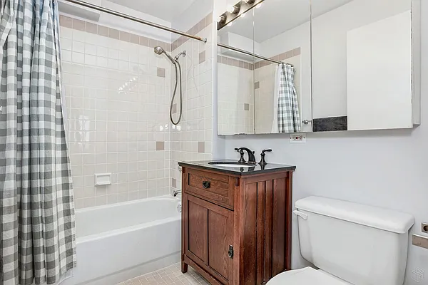 Sold by Halstead Real Estate | media 18