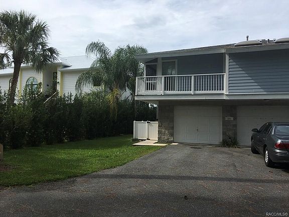 3rd image of 251 NW Baypath Dr