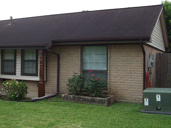 4th image of 11822 Kirkbriar Dr