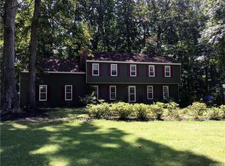 2141 Carbon Hill Dr, Midlothian, VA 23113