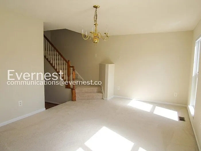 13422 Burrough Farm Dr — Photo 5