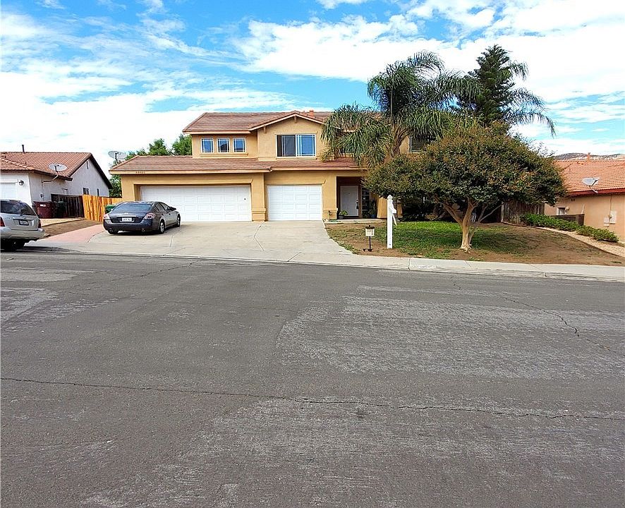 1st image of 22460 Belcanto Dr