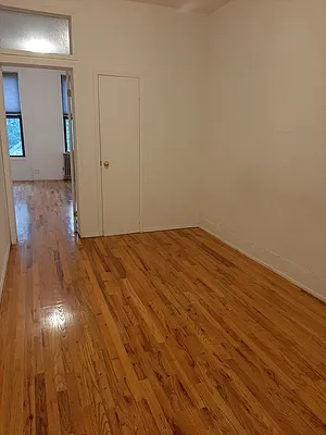 Rented by DGW N Y Realty Group LLC | media 9