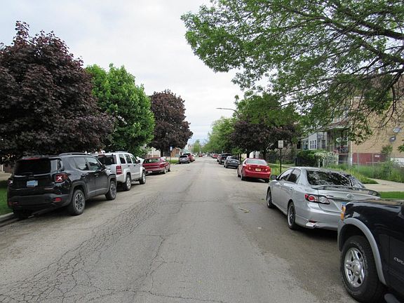 5th image of 3117 S 49th Ave