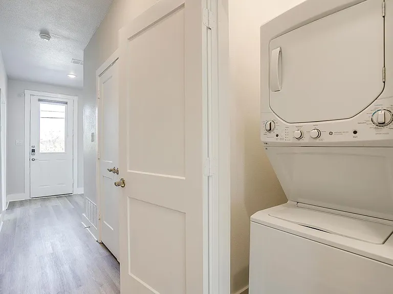 2944 Forest Park Blvd #FP-2028 — Photo 12