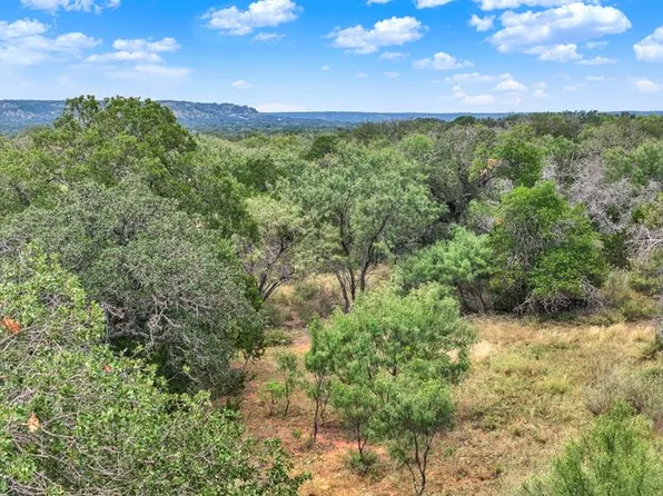159 Mormon Creek Rd, Doss, TX 78618