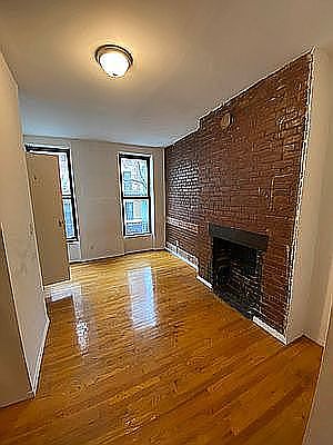 1st image of 109 Thompson St APT 2S