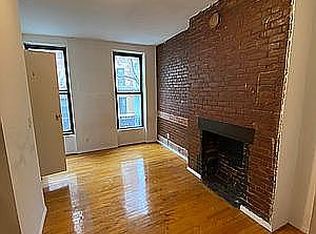 109 Thompson St APT 2S, New York, NY 10012