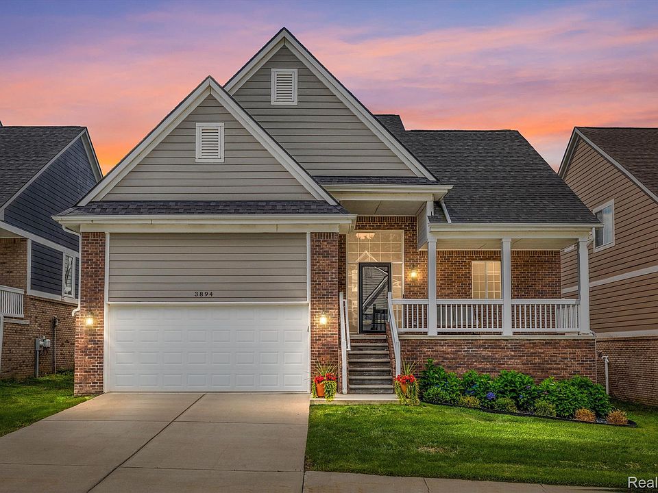 1st image of 3894 Maple Ln