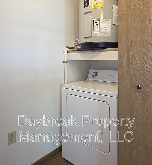 317 16th St S #5 — Photo 21
