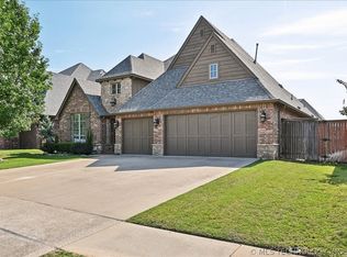 911 S Nyssa Pl, Broken Arrow, OK 74012