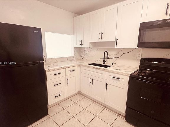 5th image of 11311 SW 200th St APT 311D