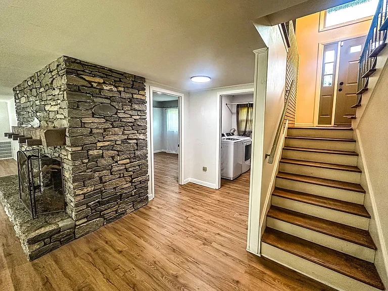 713 Tenikat St — Photo 25