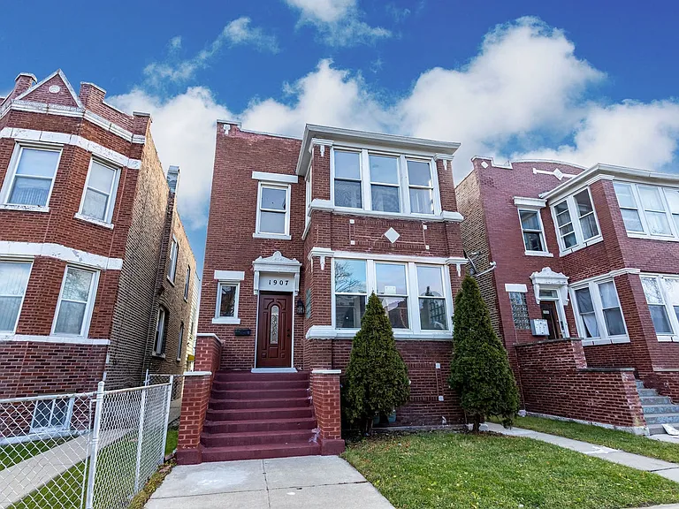 1907 S 49th Ave #1 — Photo 7