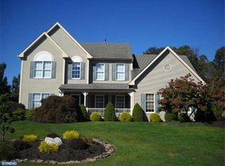 2522 Candytuft Dr, Jamison, PA 18929