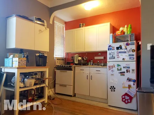 Rented by Mdrn Residential | media 13