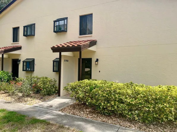 5769 Gardens Dr, Sarasota, FL
