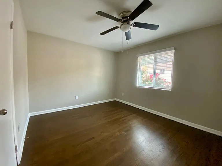 Oak Pointe Apartments — Photo 7