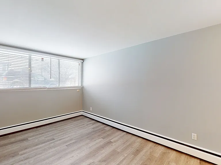 128 26th Ave NW — Photo 11