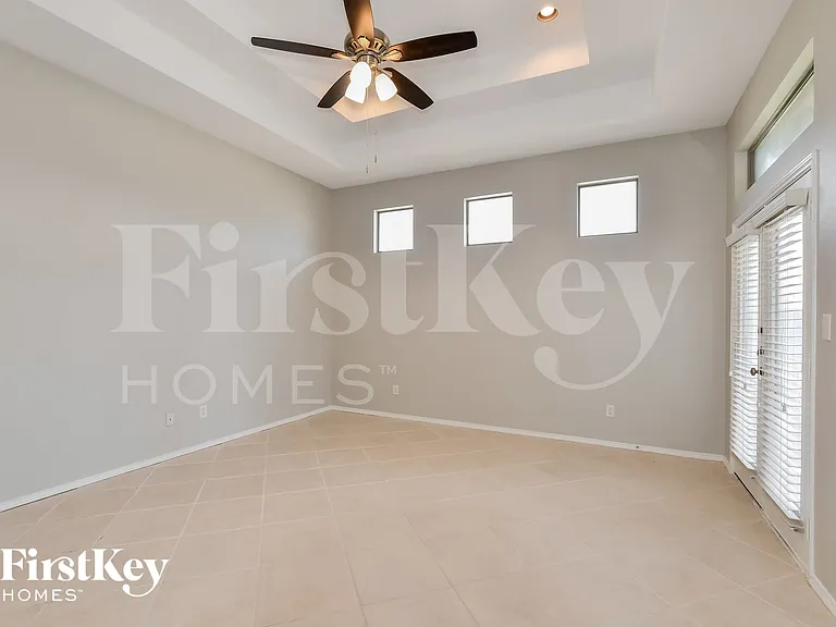 4203 Lucy Ln — Photo 6