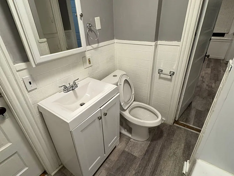 151R S Main St #2 — Photo 16