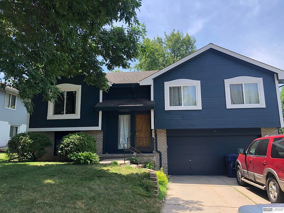 1st image of 4937 Copper Hill Dr