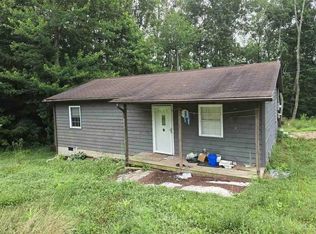 231 Alley Rd, Wellington, KY 40387