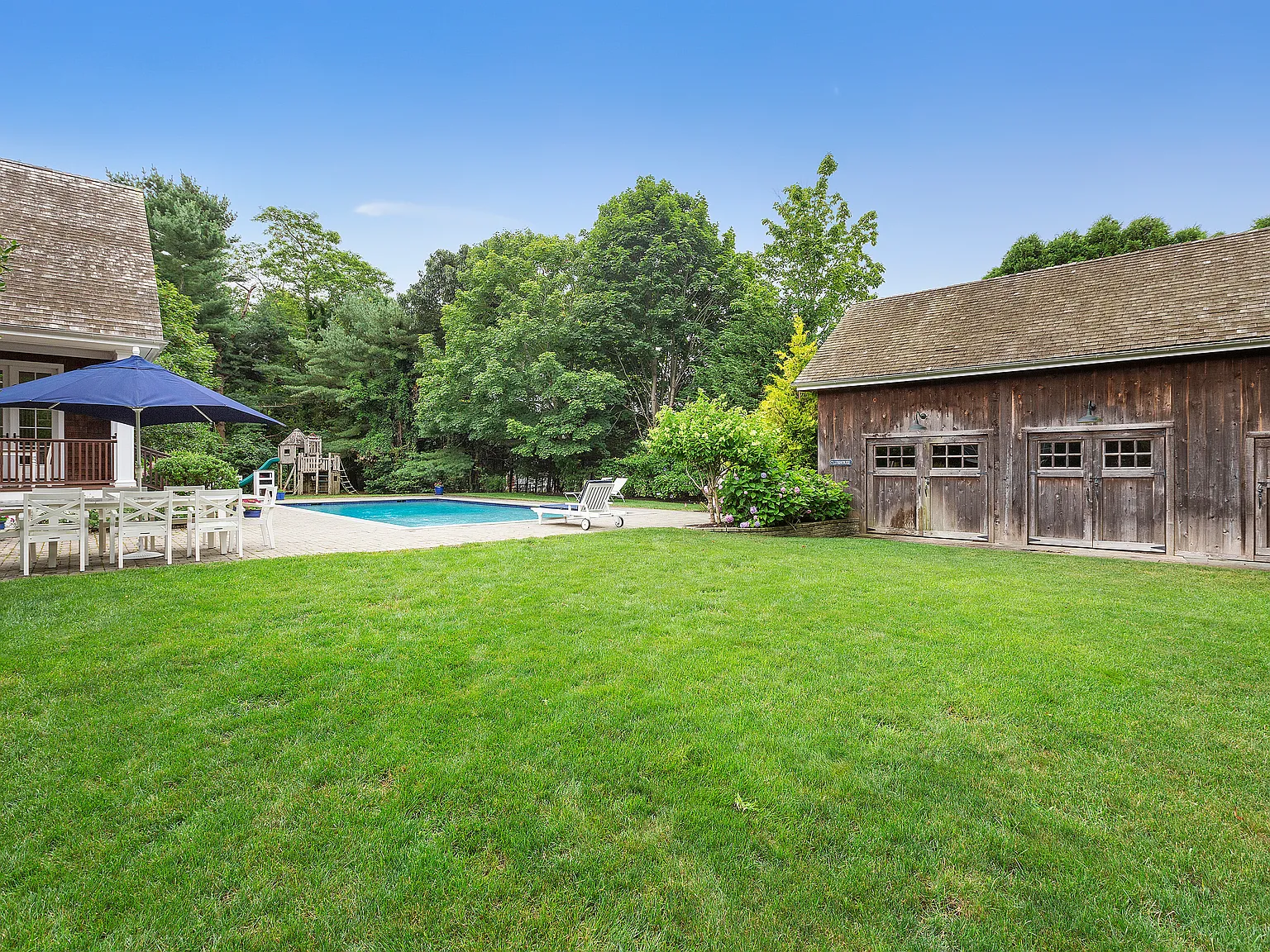 Quogue South - Spacious Post Modern — Photo 4