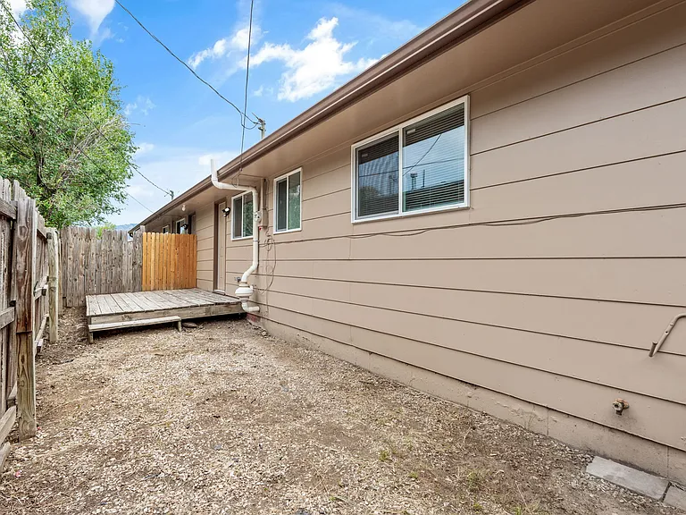 7185 Alegre Cir #2 — Photo 24