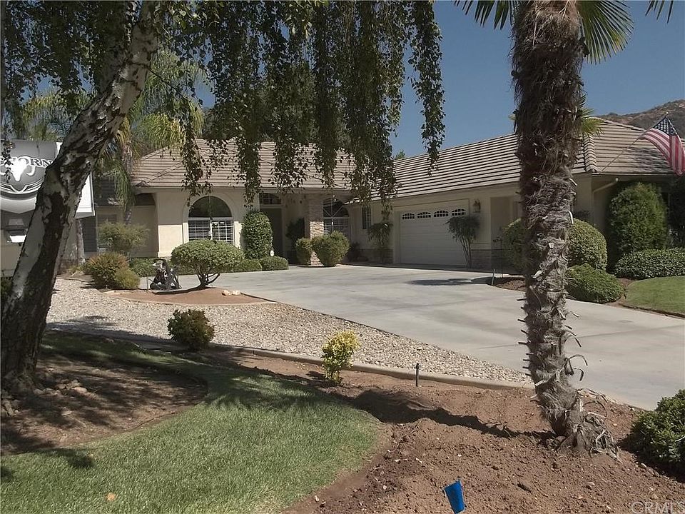 1st image of 13033 Mesa Grande Dr