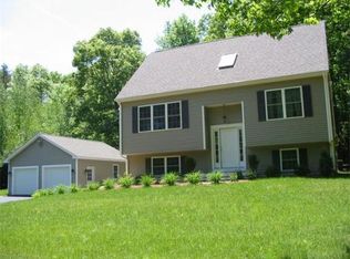 135 South St, Douglas, MA 01516