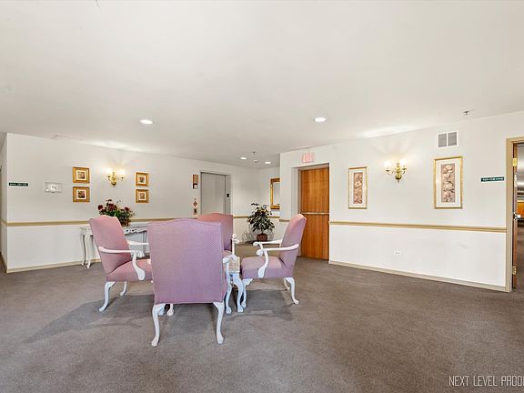 5th image of 165 Hunt Club Dr #165