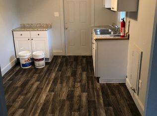 1052 Youngstown Rd SE, Warren, OH 44484